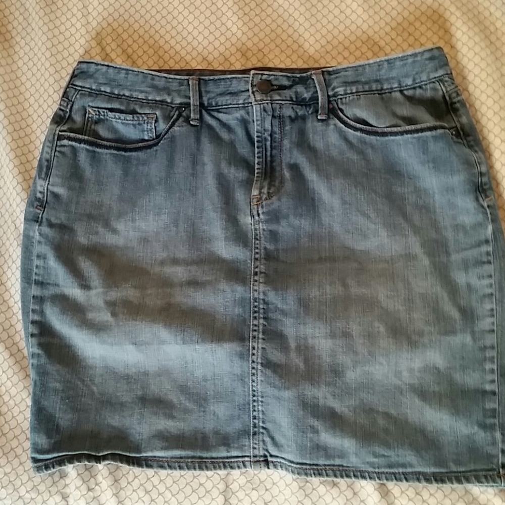 Eddie Bauer denim skirt